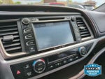 2016 Highlander Thumbnail 17