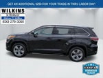 2016 Highlander Thumbnail 8