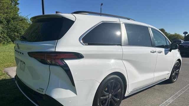 2021 Toyota Sienna XSE 7-Passenger