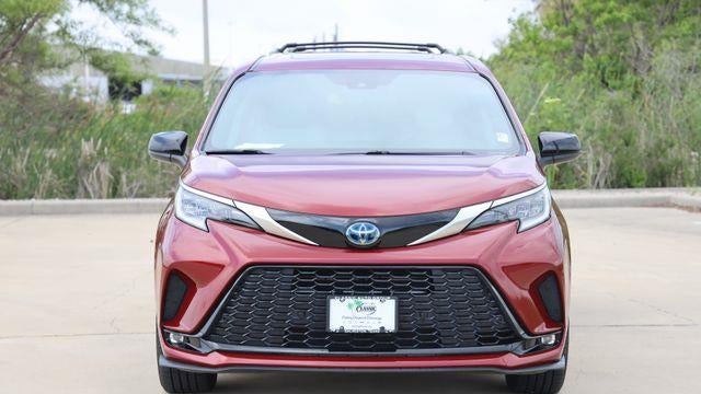 2023 Toyota Sienna XSE 7-Passenger