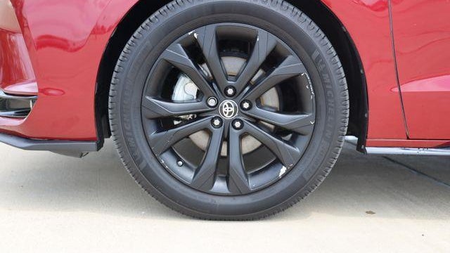 2023 Toyota Sienna XSE 7-Passenger
