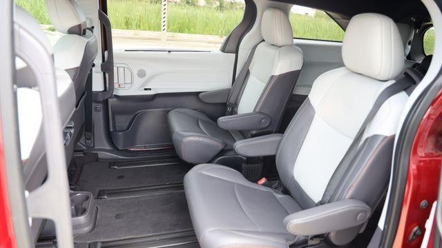 2023 Toyota Sienna XSE 7-Passenger