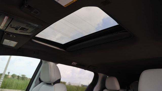 2023 Toyota Sienna XSE 7-Passenger