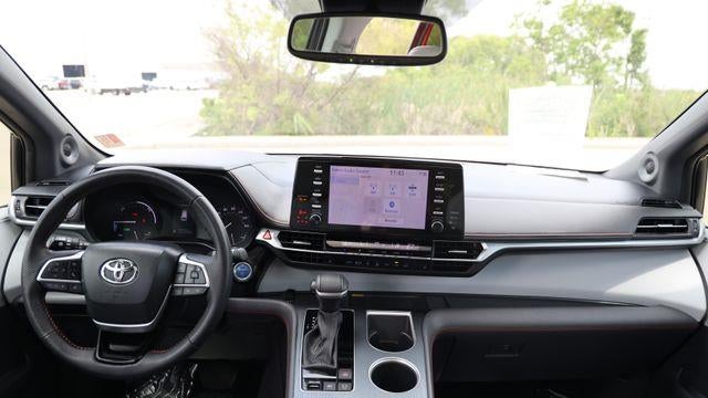 2023 Toyota Sienna XSE 7-Passenger