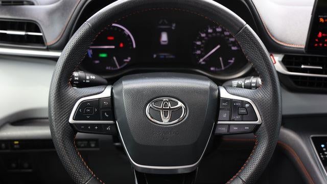 2023 Toyota Sienna XSE 7-Passenger