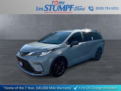 2023 Toyota Sienna XSE 7-Passenger 4DR Mini-Van