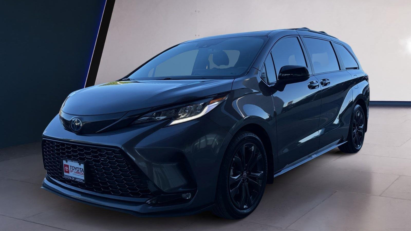 Preowned 2025 Toyota Sienna XSE 7-Passenger for Sale