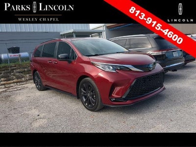 2024 Toyota Sienna XSE 7-Passenger 4DR Mini-Van
