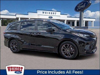 2025 Toyota Sienna XSE 7-Passenger 4DR Mini-Van