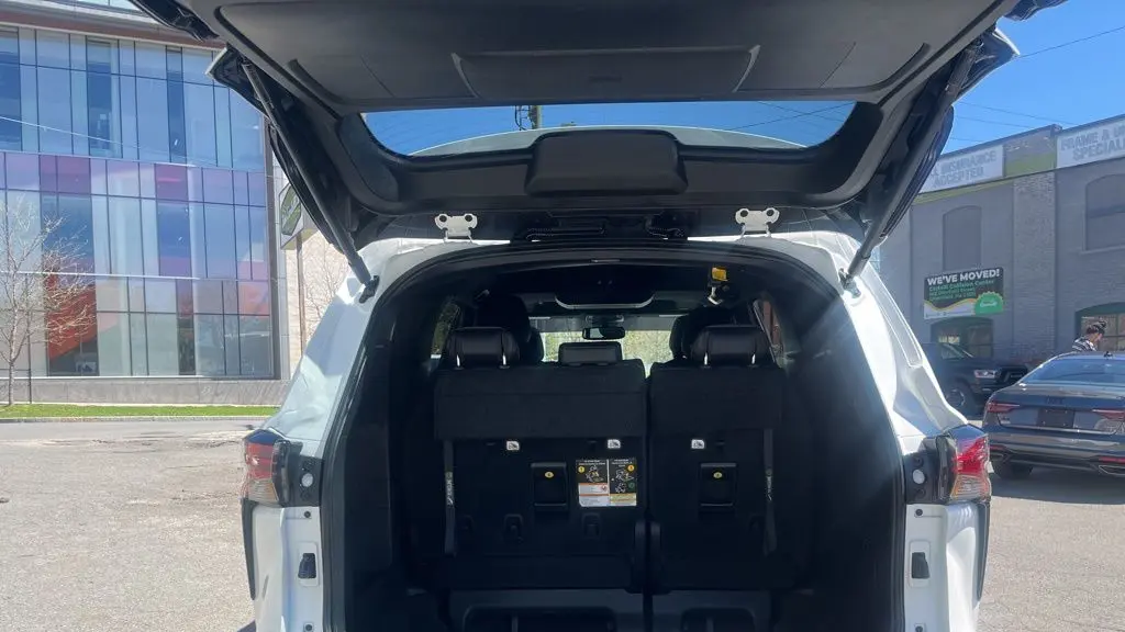 2025 Toyota Sienna XSE 7-Passenger