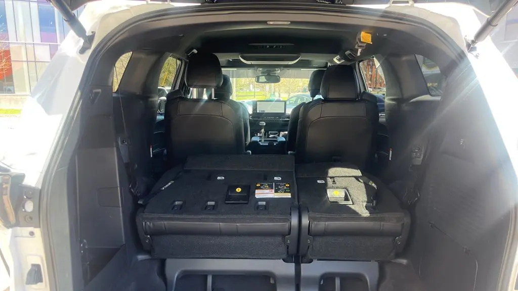 2025 Toyota Sienna XSE 7-Passenger