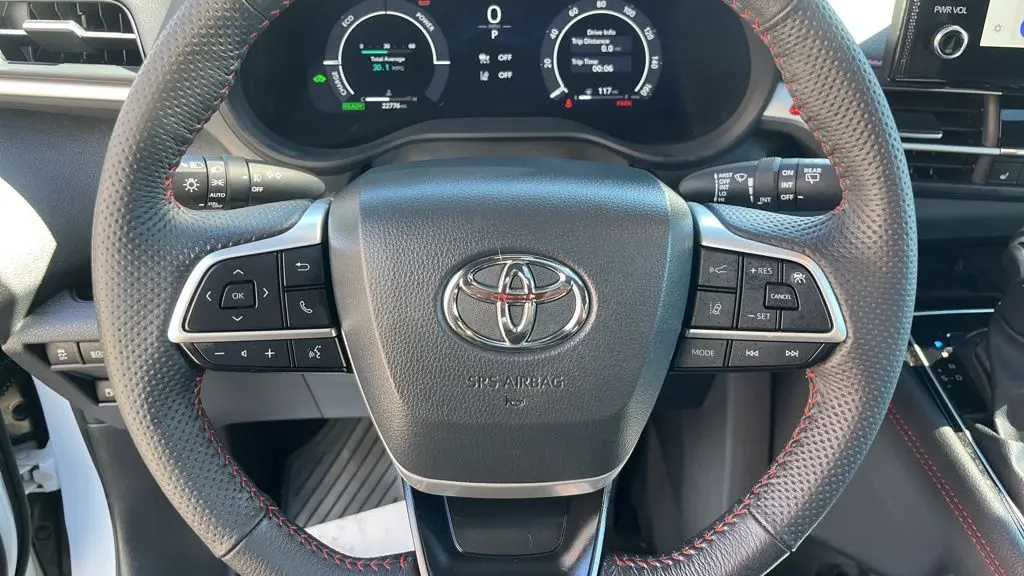 2025 Toyota Sienna XSE 7-Passenger