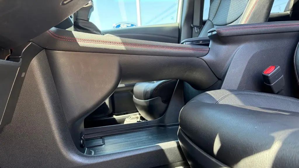 2025 Toyota Sienna XSE 7-Passenger