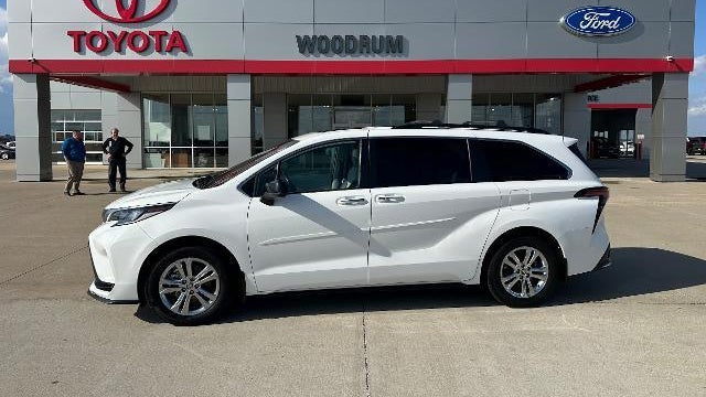 Preowned 2023 Toyota Sienna XSE 7-Passenger for Sale