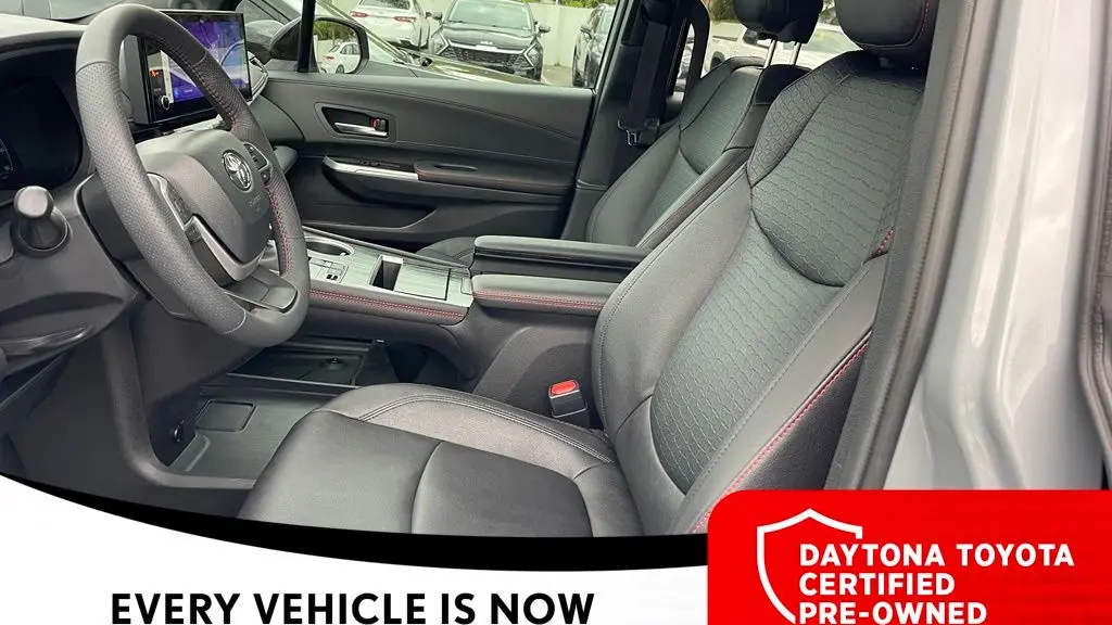 2025 Toyota Sienna XSE 7-Passenger