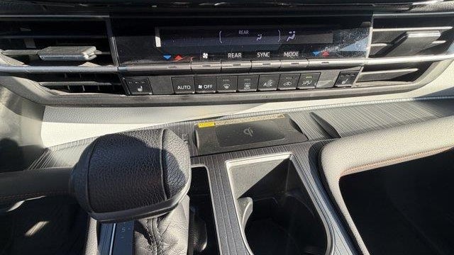 2021 Toyota Sienna XSE 7-Passenger