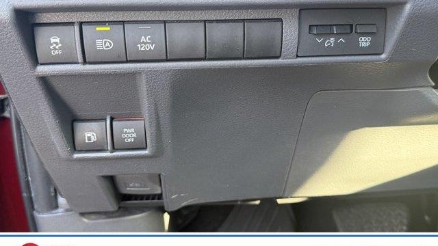 2021 Toyota Sienna XSE 7-Passenger