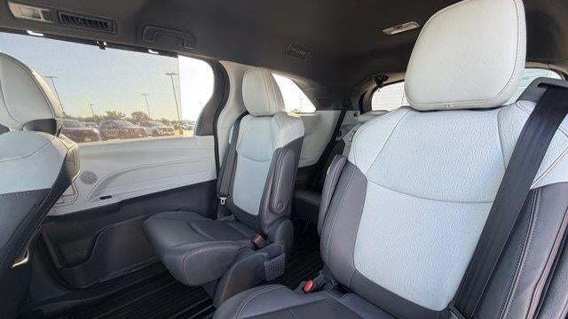 2021 Toyota Sienna XSE 7-Passenger
