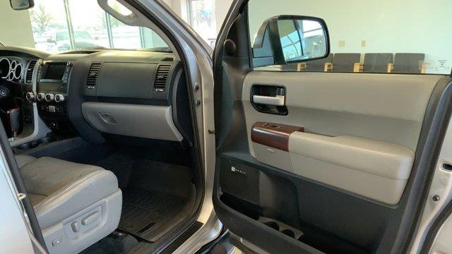 2013 Toyota Sequoia Platinum