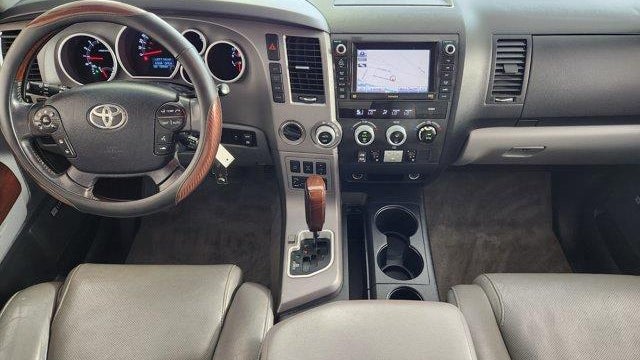 2011 Toyota Sequoia Platinum