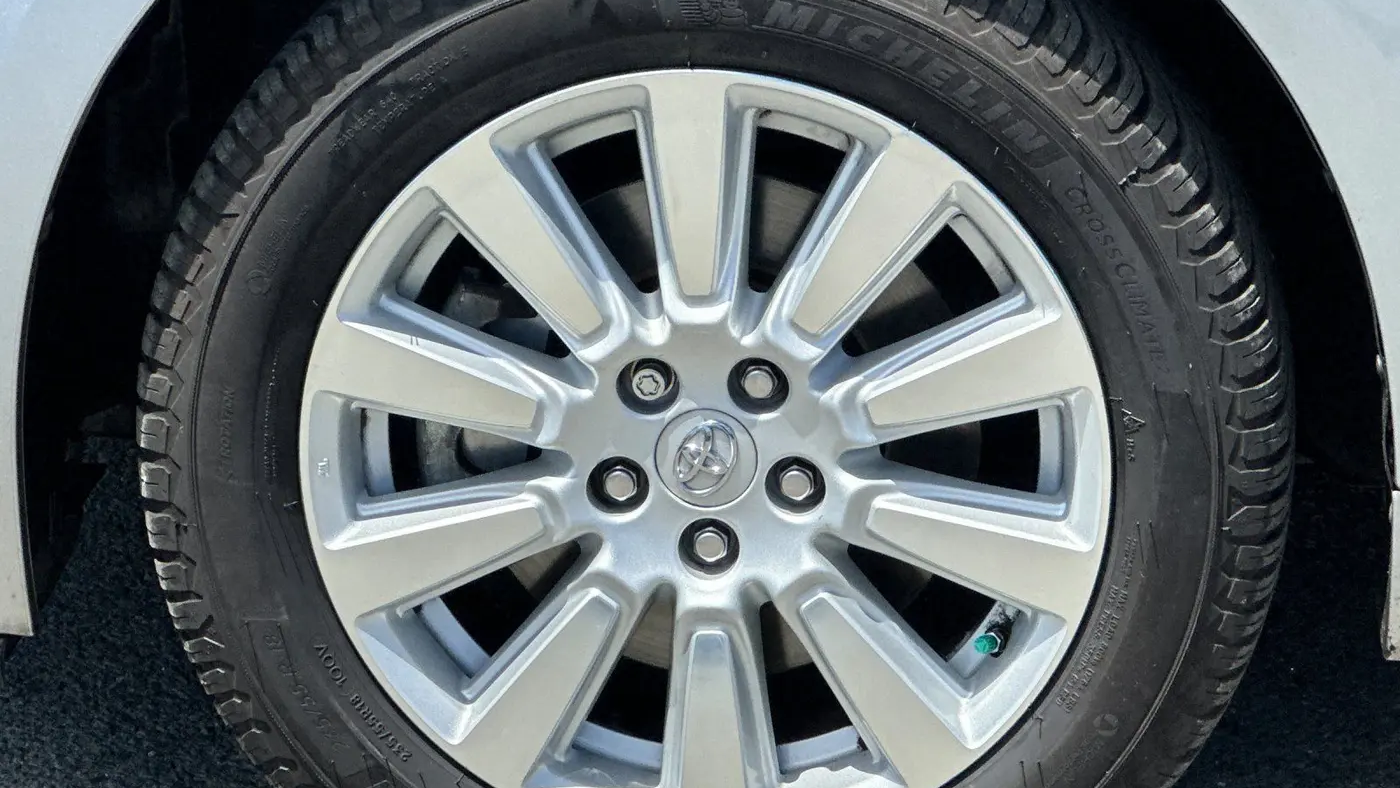 2017 Toyota Sienna XLE 7-Passenger