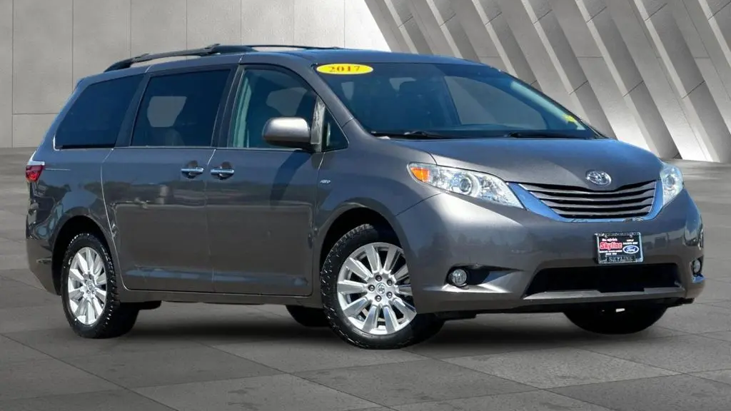 Preowned 2017 Toyota Sienna XLE 7-Passenger for Sale
