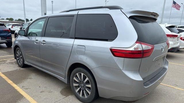 2018 Toyota Sienna XLE 7-Passenger