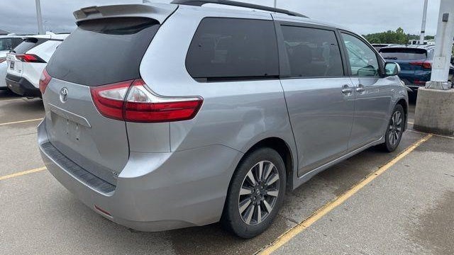 2018 Toyota Sienna XLE 7-Passenger