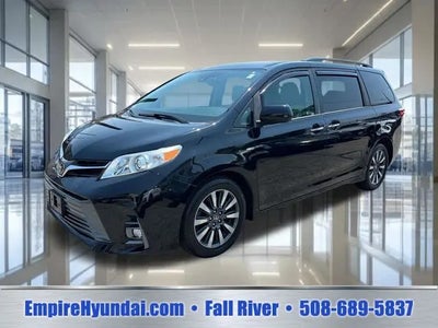 2018 Toyota Sienna AWD XLE 7-Passenger 4DR Mini-Van