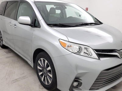 2020 Toyota Sienna AWD XLE 7-Passenger 4DR Mini-Van