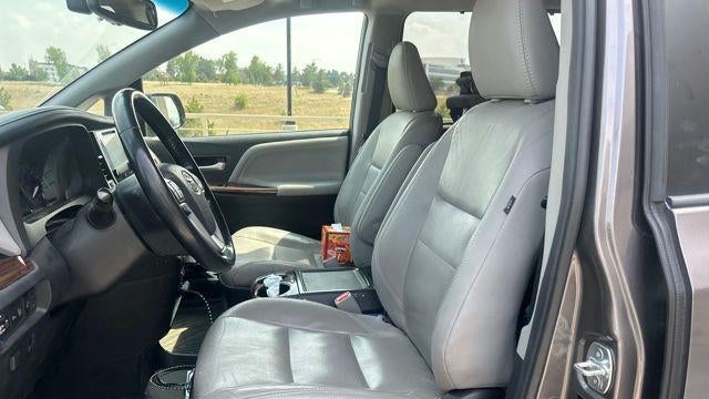 2017 Toyota Sienna XLE 7-Passenger