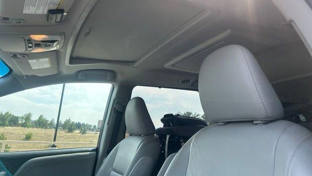 2017 Toyota Sienna XLE 7-Passenger