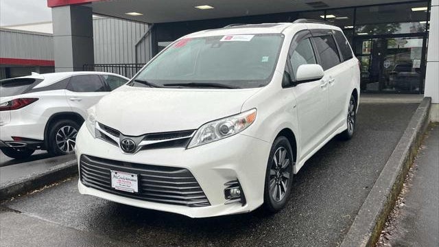 2019 Toyota Sienna XLE 7-Passenger