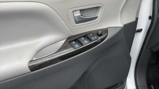 2019 Toyota Sienna XLE 7-Passenger