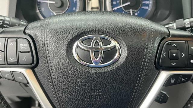 2019 Toyota Sienna XLE 7-Passenger