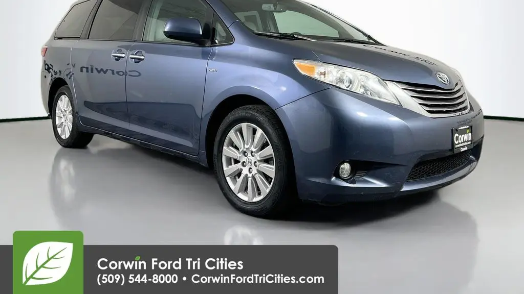 Preowned 2017 Toyota Sienna XLE 7-Passenger for Sale