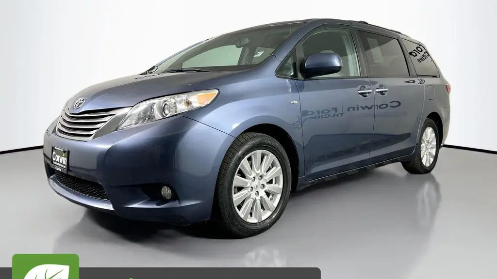 2017 Toyota Sienna XLE 7-Passenger