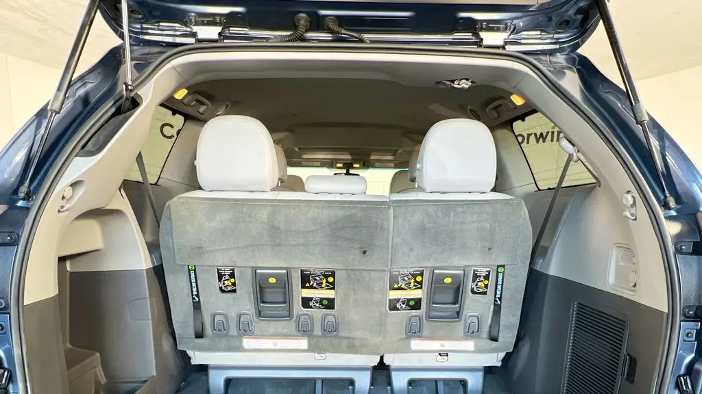 2017 Toyota Sienna XLE 7-Passenger