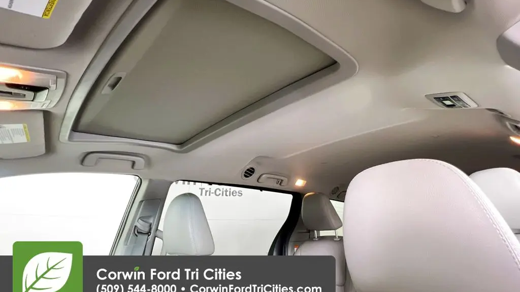 2017 Toyota Sienna XLE 7-Passenger