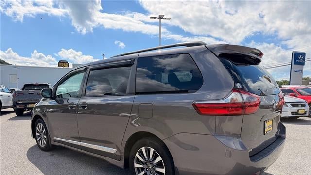 2020 Toyota Sienna Limited Premium 7-Passenger