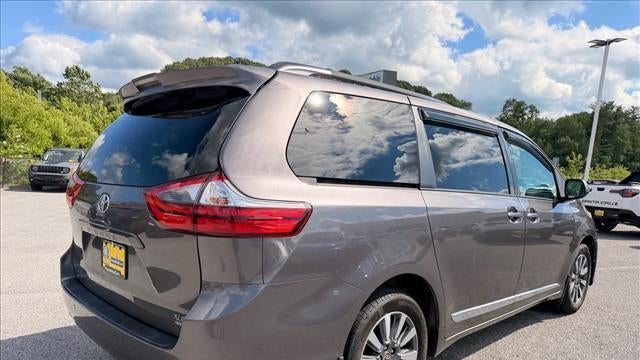 2020 Toyota Sienna Limited Premium 7-Passenger