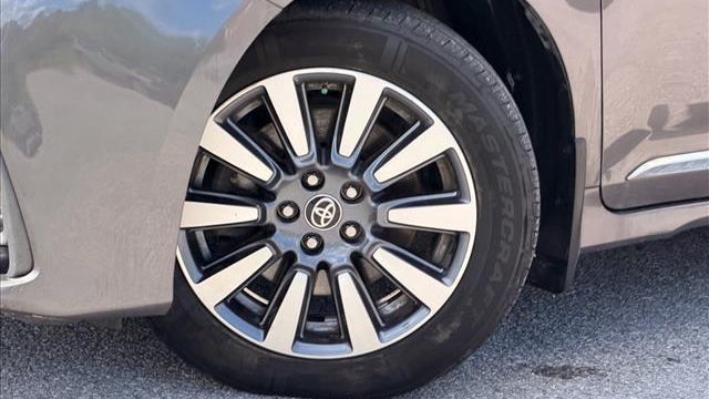 2020 Toyota Sienna Limited Premium 7-Passenger