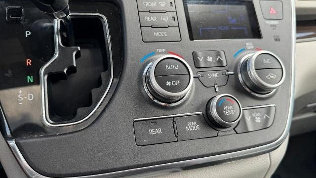 2018 Toyota Sienna XLE 7-Passenger