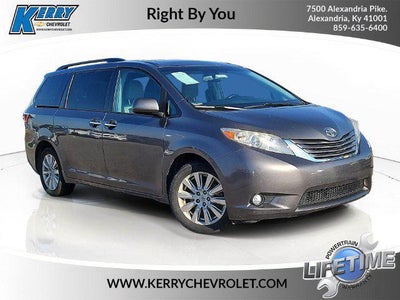 2017 Toyota Sienna AWD XLE 7-Passenger 4DR Mini-Van