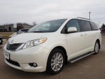 2017 Sienna Thumbnail 23