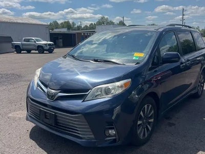 Photo of a 2018 Toyota Sienna AWD XLE 7-Passenger 4DR Mini-Van for sale