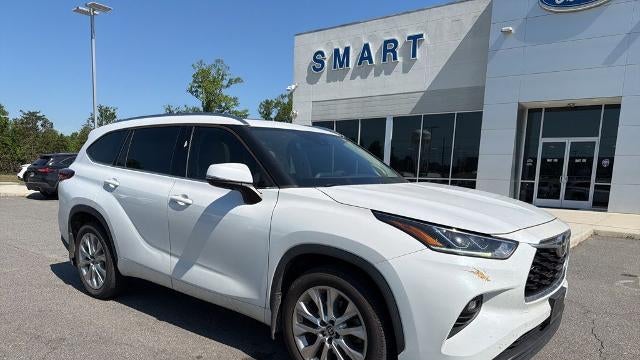 2022 Toyota Highlander Limited