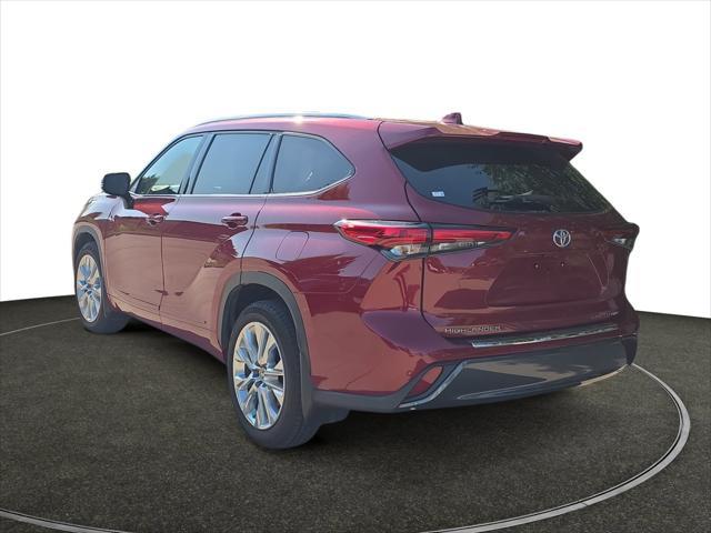 2020 Toyota Highlander - $32,112