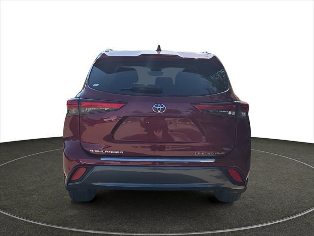 2020 Toyota Highlander - $32,112