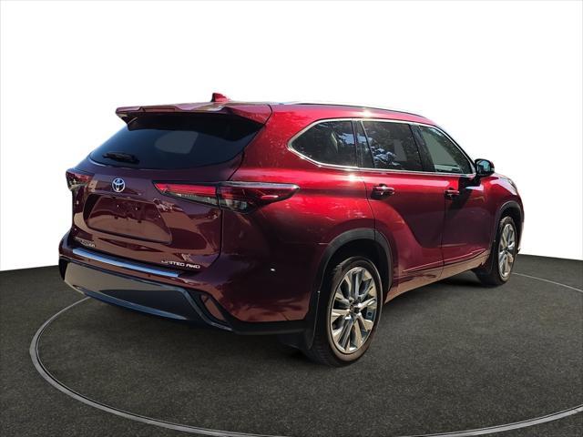 2020 Toyota Highlander - $32,112